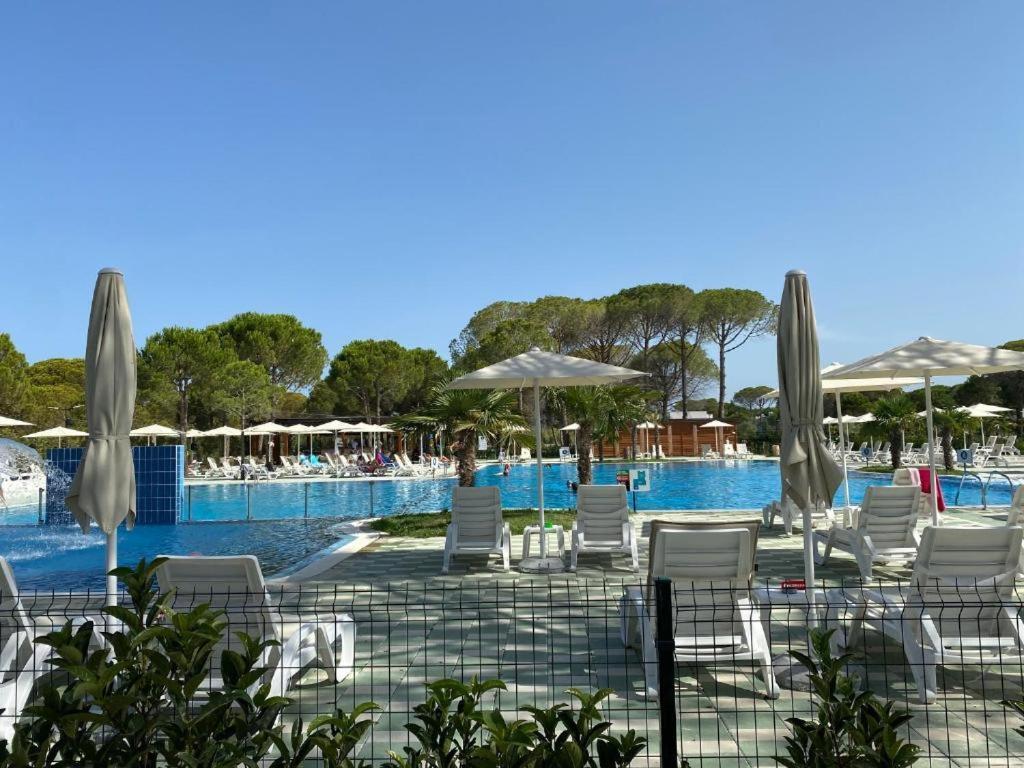 Grandstay Villa Perla Resort Durrës Exterior foto